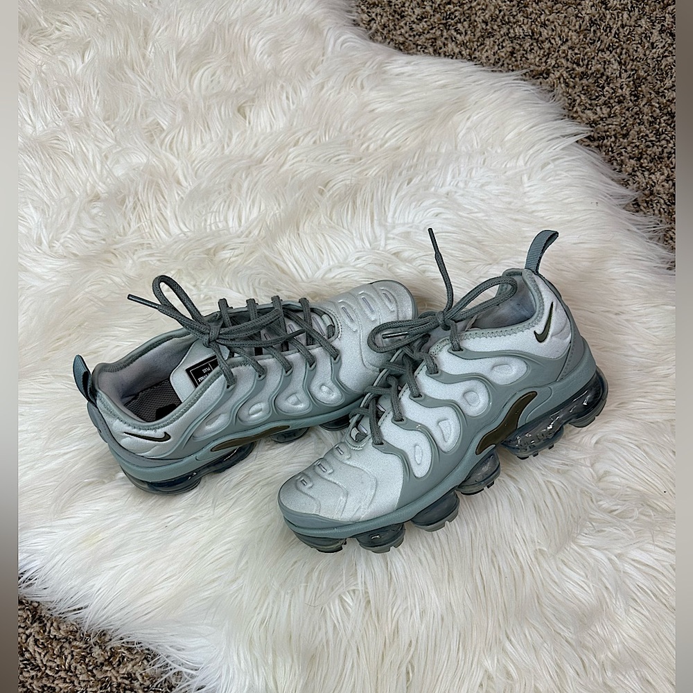 Women’s Nike Air Vapormax Plus